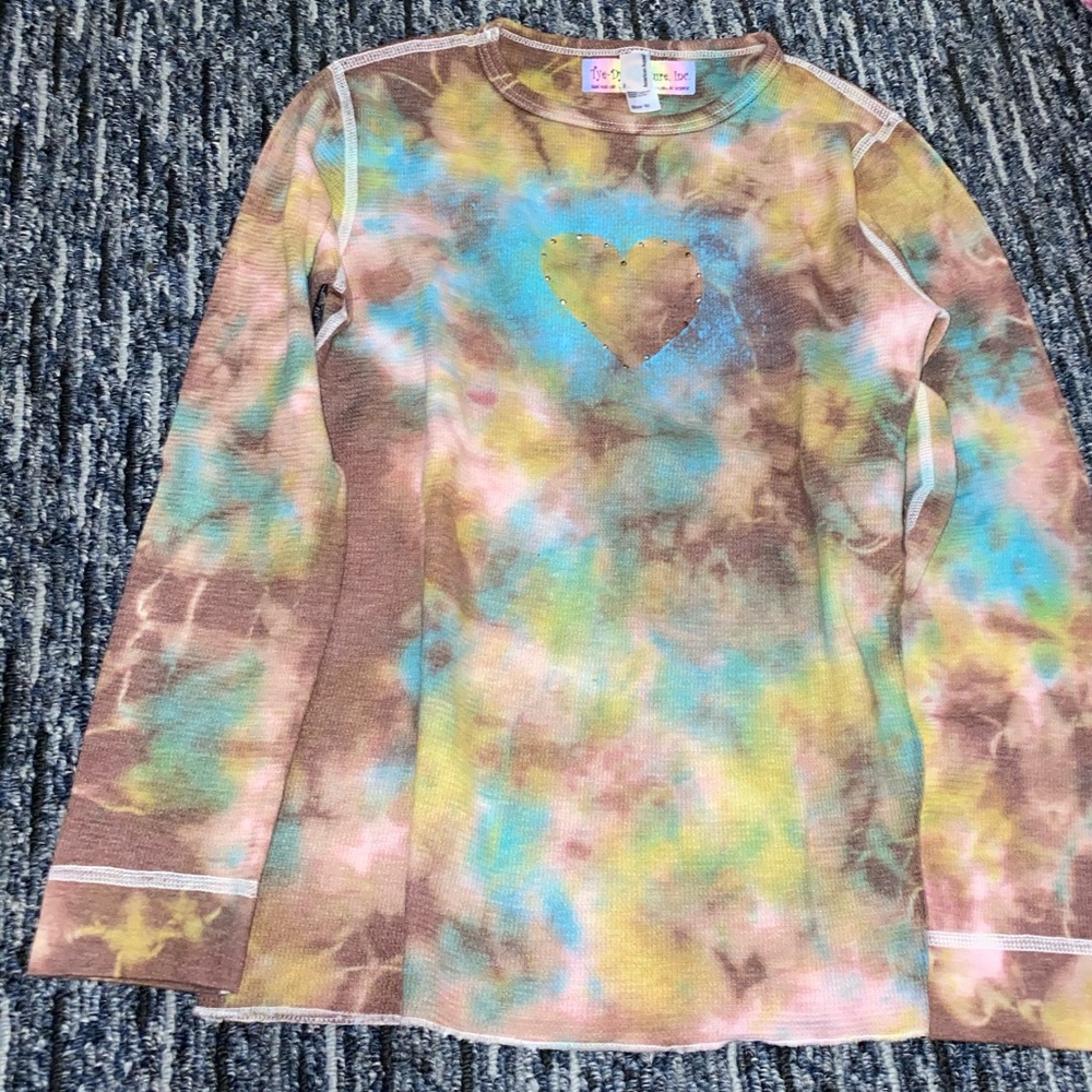 TIE DYE LONG SLEEVE PERFECT CONDITION